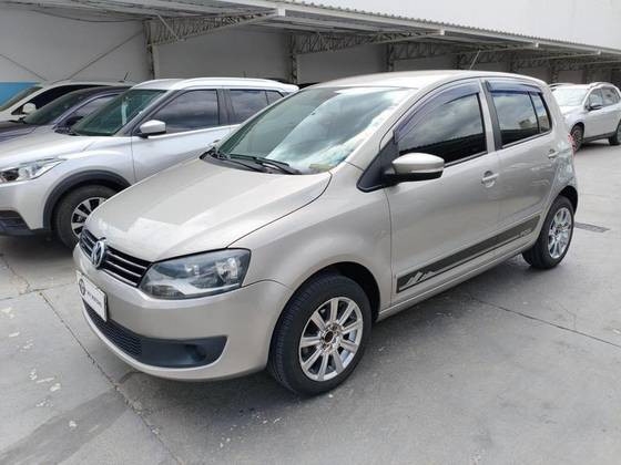 VOLKSWAGEN FOX 1.6 MI 8V FLEX 4P MANUAL VOLKSWAGEN FOX 1.6 MI 8V FLEX 4P MANUAL